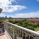 37R Magnificent District Views 2Bedroom Abnb Apt With Free Parking